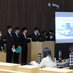 山学大生が甲府市議会へ政策提言